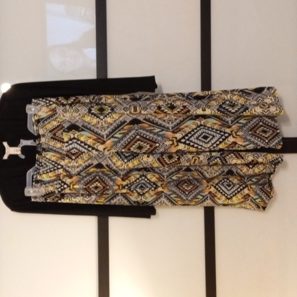 French laundry M pants, 2 tops, Chico's crocheted sweater